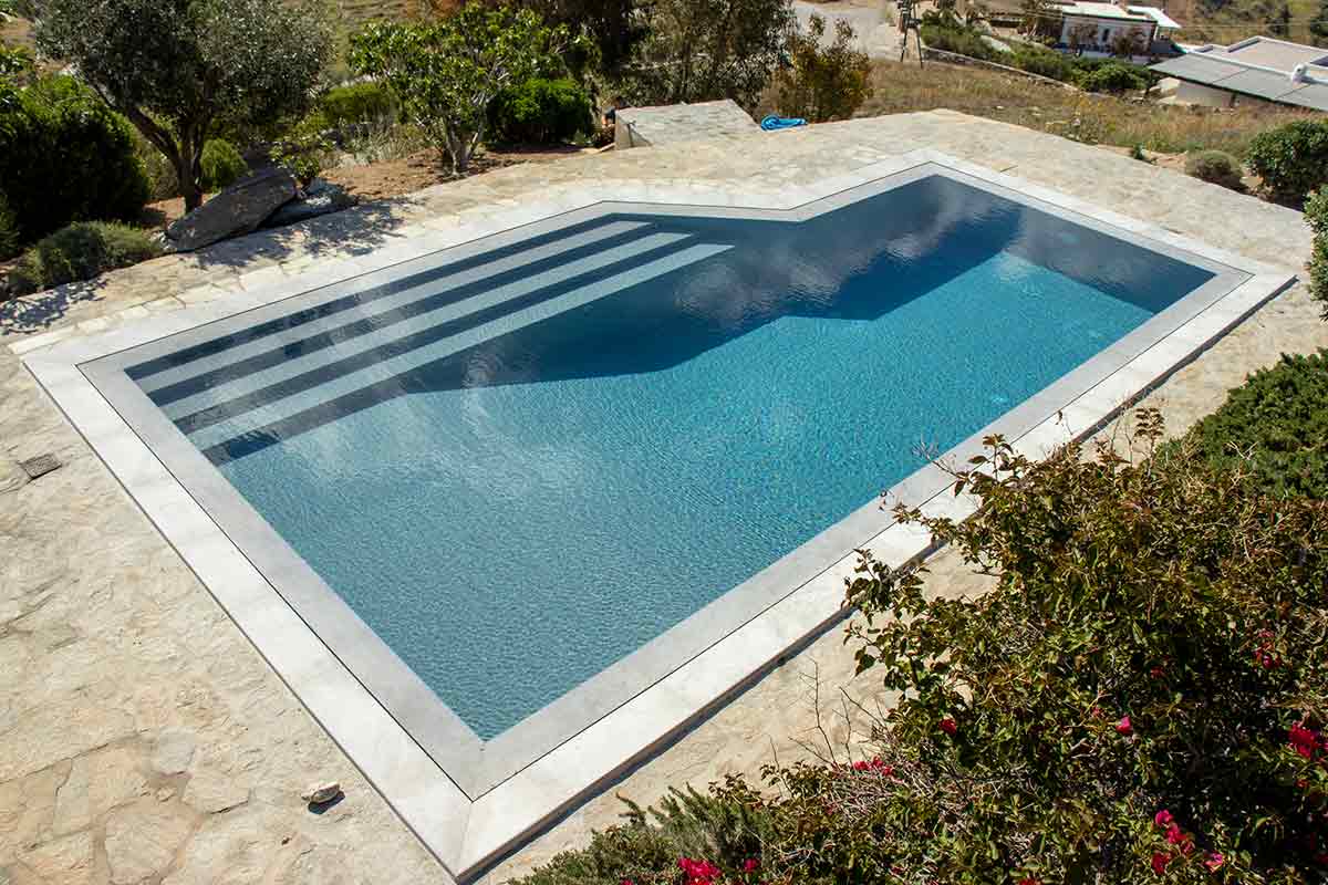 Pool renovation in Kea island